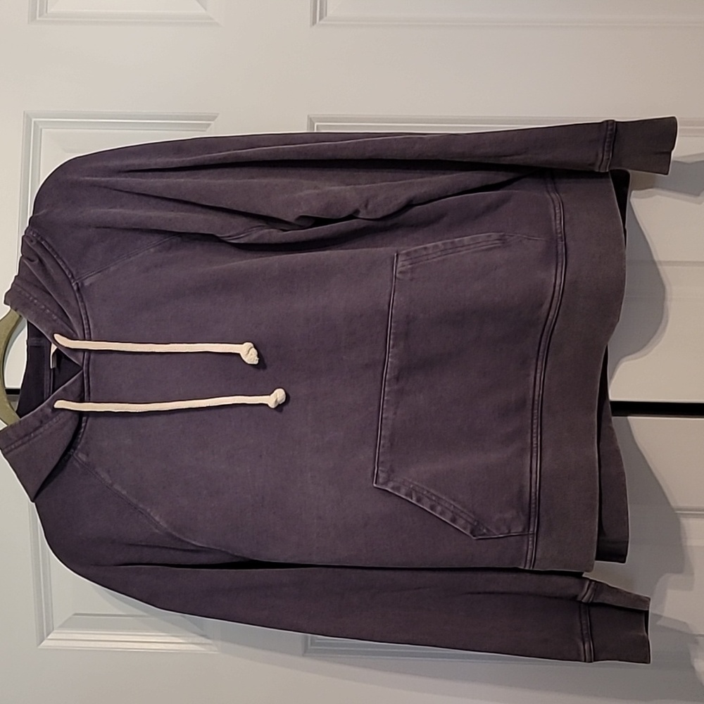 Universal Thread hoodie